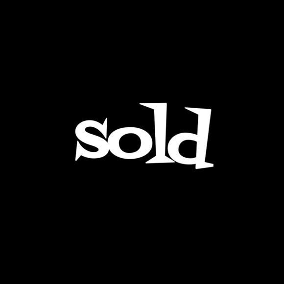 𝚜 𝚘 𝚕 𝚍 ! - Picture 2 of 6